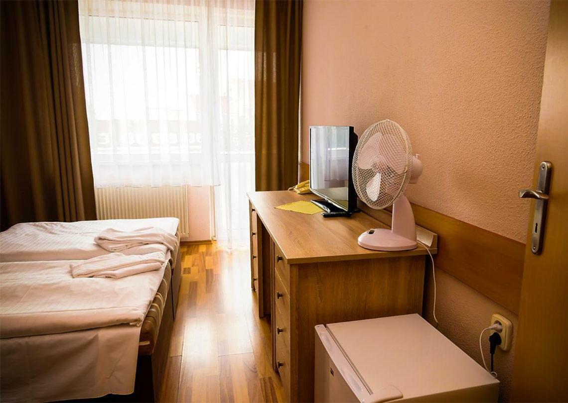 Hotel Atrium Malacka Kültér fotó